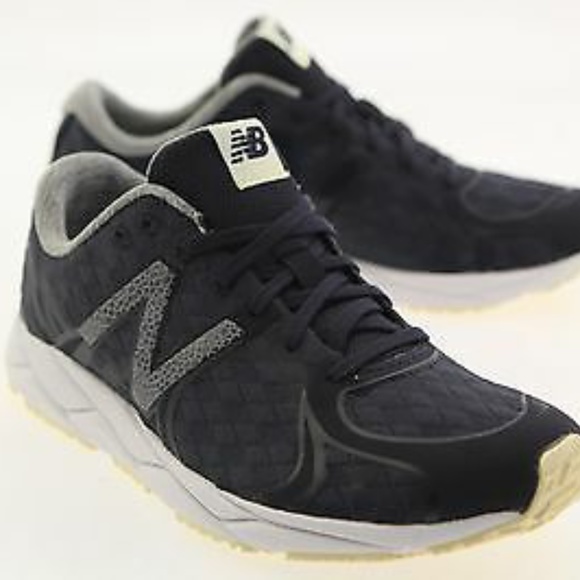 new balance 1400 sirens sneakers
